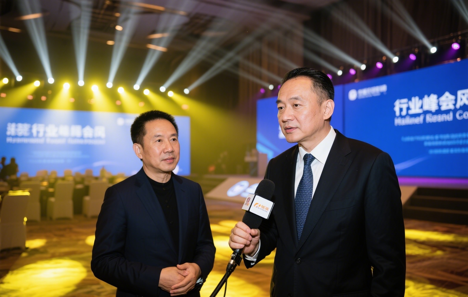 奥图交易所返佣怎么拿？出金稳定与操作流程深度解析